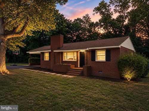 108 Martin St, BOWLING GREEN, VA, 22427-9428 | Card Image