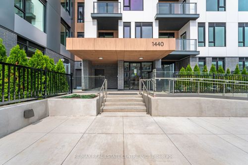 307-1440 Clarriage Crt, Milton, ON, L9E1B3 | Card Image