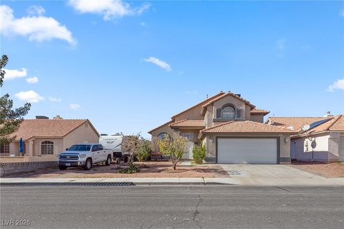 5517 Rock Creek Ln, Las Vegas, NV, 89130-1949 | Card Image