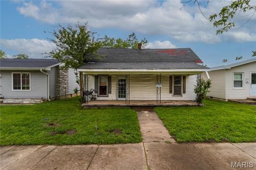 217 W Davidson Ave, Chaffee, MO, 63740-1420 | Card Image