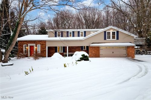 9513 Booth Road, Kirtland, OH, 44094 | Card Image