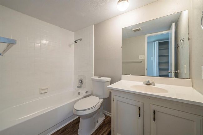 22739 Millgate Dr, House other with 3 bedrooms, 2 bathrooms and 2 parking in Spring TX | Image 12