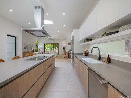 223 Lanipo Dr, Kailua, HI, 96734-3231 | Card Image