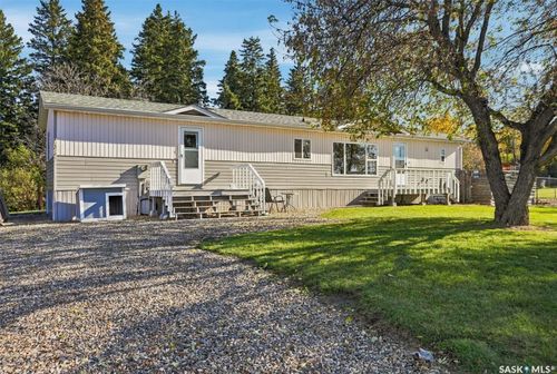 708 Main Street S, Ituna, SK, S0A1N0 | Card Image
