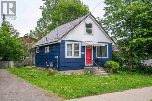 434 Lake St, Sault Ste. Marie, ON, P6B3L2 | Card Image