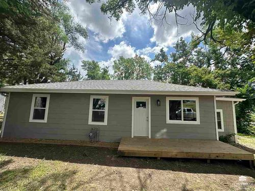 508 N 1st St, Westmoreland, KS, 66549-9840 | Card Image