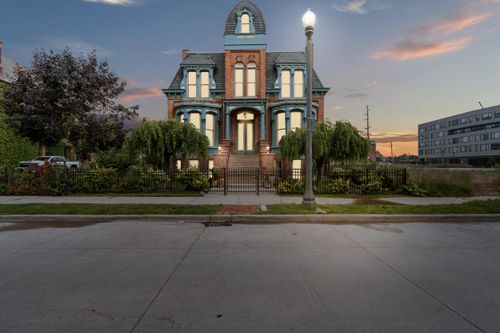 3-291 Edmundton Dr, Grosse Pointe, MI, 48236 | Card Image