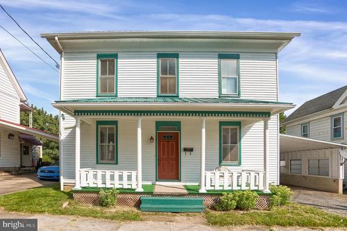 511 E Main St, MIDDLEBURG, PA, 17842-1217 | Card Image