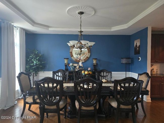DINING ROOM | Image 35