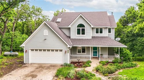 1469 E 660th Rd, Lawrence, KS, 66049-8101 | Card Image
