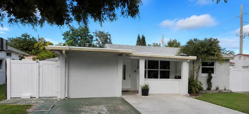 2311 N 58th Ave, Hollywood, FL, 33021-3258 | Card Image