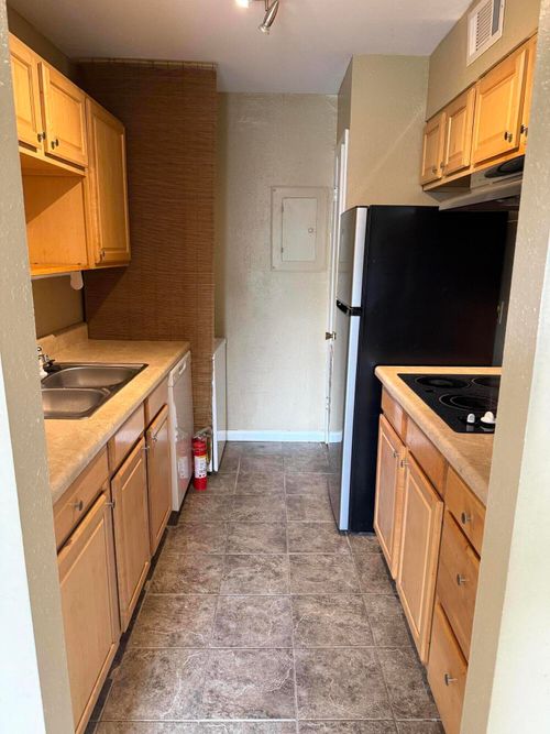 160-900 Mountain Creek Rd, Chattanooga, TN, 37405-4502 | Card Image