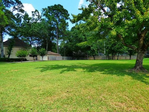 3502 Fawn Creek Dr, Kingwood, TX, 77339-1811 | Card Image