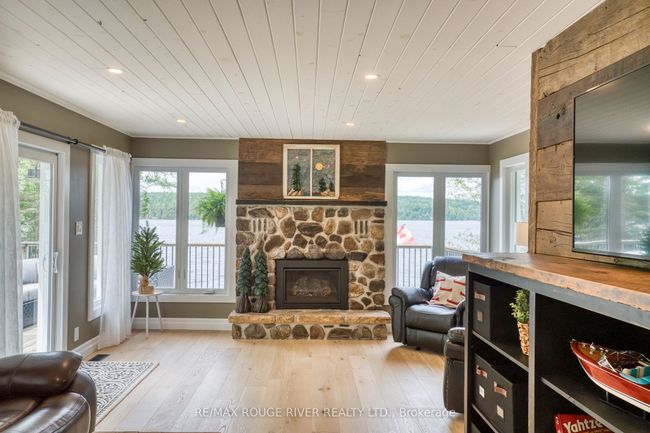 1039 W Cottage Dr, House other with 4 bedrooms, 2 bathrooms and 8 parking in Ompah ON | Image 16