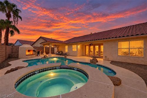 1221 Blazing Sand St, Las Vegas, NV, 89110-5907 | Card Image