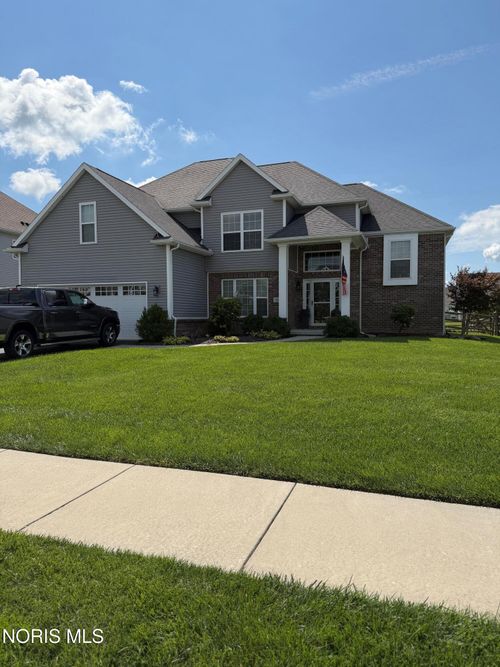 2861 Woods Edge Rd, Perrysburg, OH, 43551-8993 | Card Image