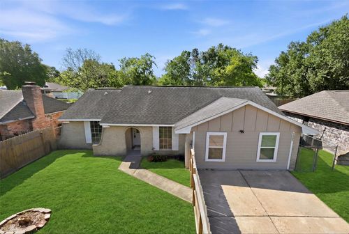 1503 Tarberry Rd, Houston, TX, 77088-5039 | Card Image