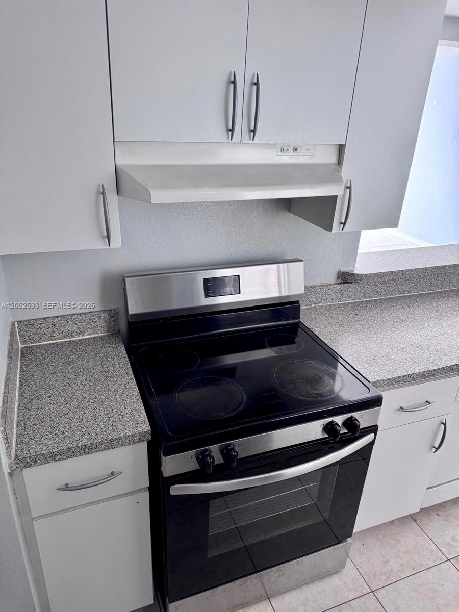 Residential Lease in North Bay Village 5