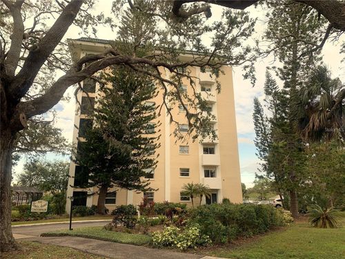 apt-207-512 W Venice Ave, VENICE, FL, 34285-2019 | Card Image