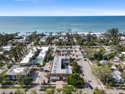 apt-2-1222 Gordon Dr, NAPLES, FL, 34102-7233 | Card Image