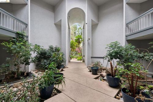 105-1591 Ellis St, Concord, CA, 94520 | Card Image