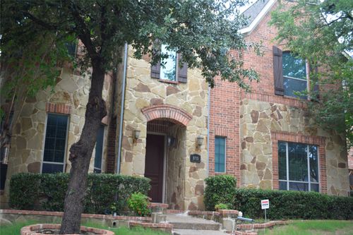 8715 Lost Canyon Rd, Irving, TX, 75063-3851 | Card Image