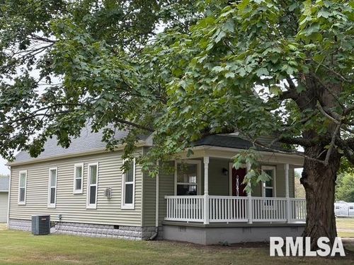 624 E Main St, Rochester, IL, 62563-9534 | Card Image