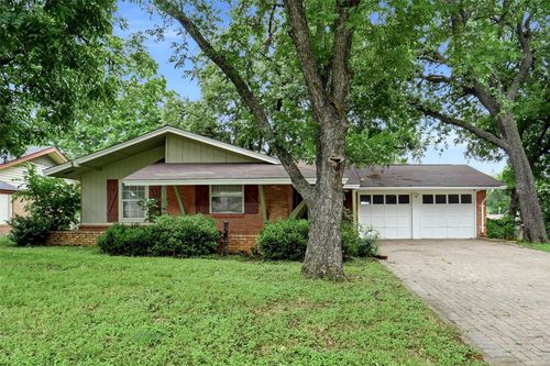 2222 Woodoak Dr, Irving, TX, 75060-5060 | Card Image