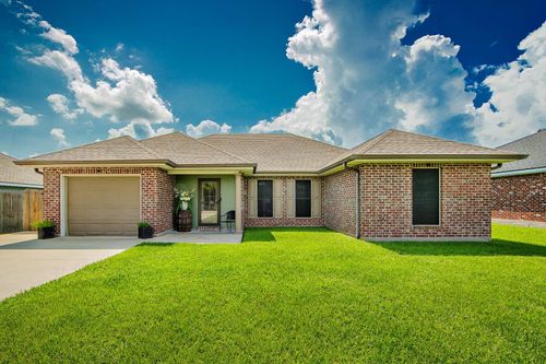 114 Sharlene St, Houma, LA, 70364-1053 | Card Image