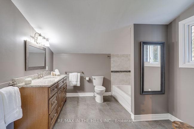 247531 5 Sideroad, House other with 4 bedrooms, 4 bathrooms and 10 parking in Mono ON | Image 35