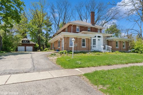 1005 Division St, Lisle, IL, 60532-2255 | Card Image