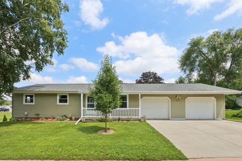 215 S Lincoln Street, POYNETTE, WI, 53955 | Card Image