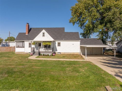 8 Kerland Dr, Wright City, MO, 63390-1318 | Card Image
