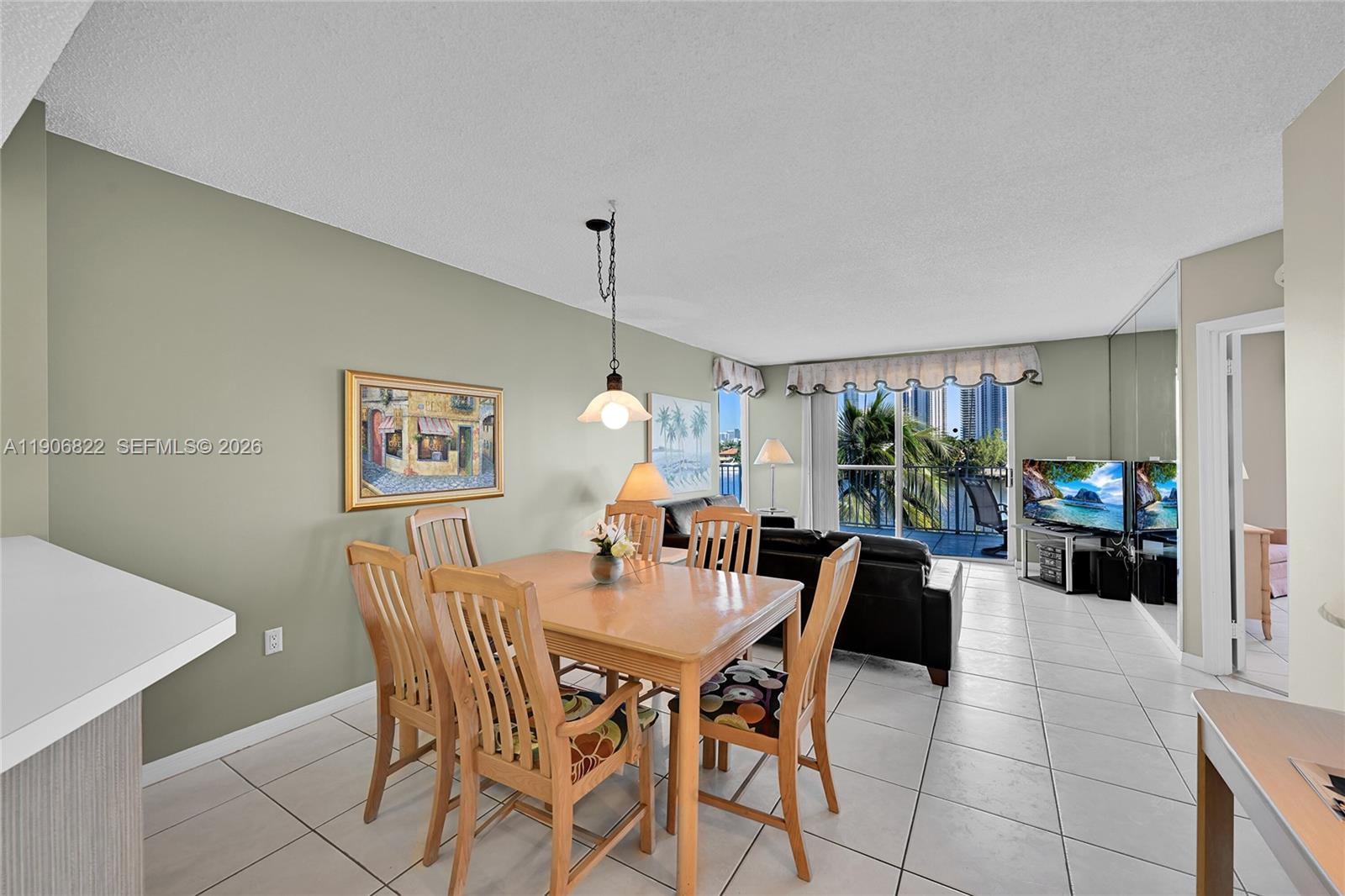 Residential in Sunny Isles Beach 3