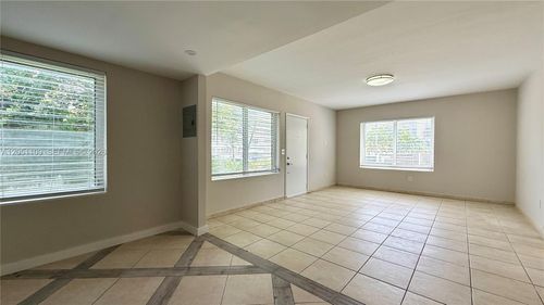 3-534 Sw 6th Court, Miami, FL, 33130 | Card Image