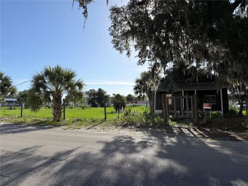 1015 Makowski Rd, Wauchula, FL, 33873-3352 | Card Image