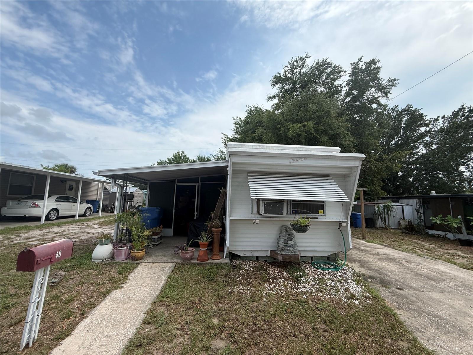 Residential in PALM HARBOR