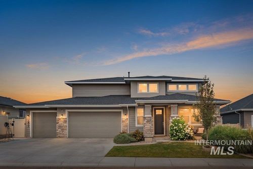 1811 Panama Ave, Emmett, ID, 83617-5459 | Card Image