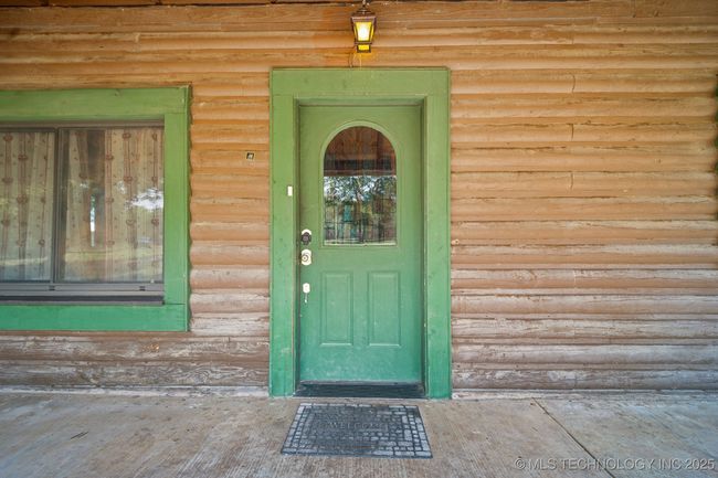 3201 214 Th St, House other with 3 bedrooms, 2 bathrooms and null parking in Haskell OK | Image 4