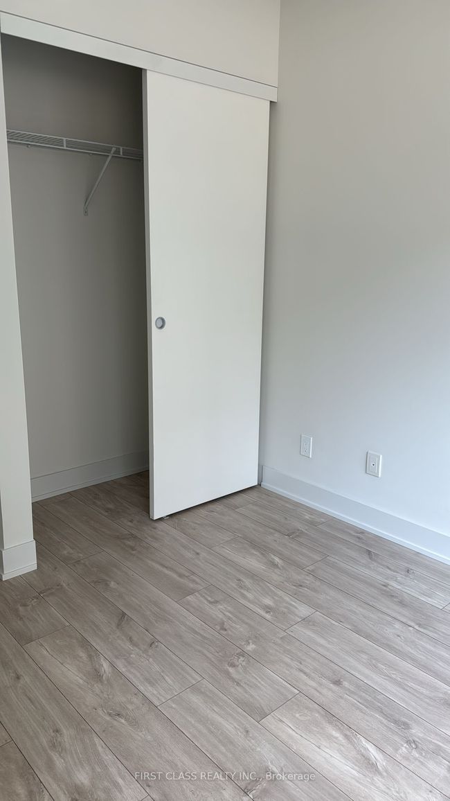 503 - 8 Cumberland St, Condo with 1 bedrooms, 1 bathrooms and null parking in Toronto ON | Image 10
