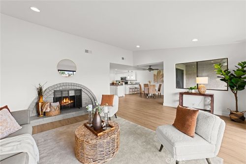 81 Camino Arroyo S, Palm Desert, CA, 92260-0311 | Card Image