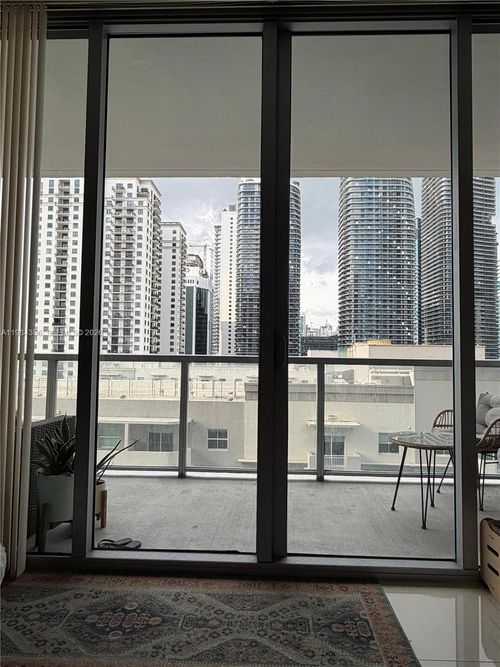 1821-n-1111 Sw 1st Ave, Miami, FL, 33130 | Card Image