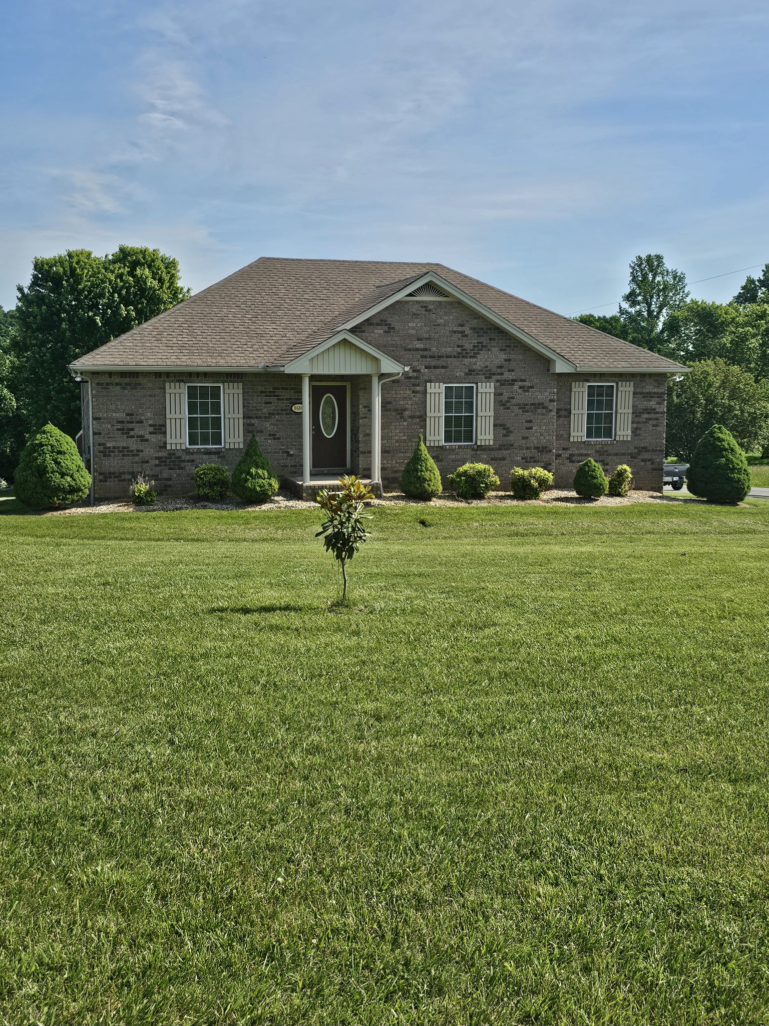 Old Highway 52 , Westmoreland, TN 37186