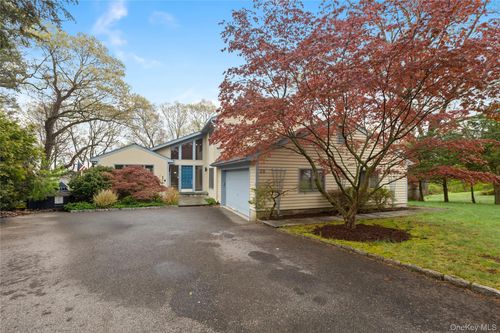 38 Westerly Ln, Thornwood, NY, 10594-1810 | Card Image