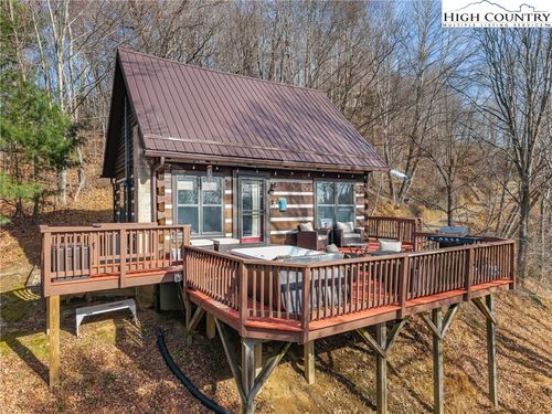 419 Billy Billings Rd, Vilas, NC, 28692-8336 | Card Image