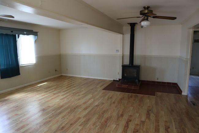 21003 550 East St, House other with 4 bedrooms, 2 bathrooms and 5 parking in Sheffield IL | Image 9