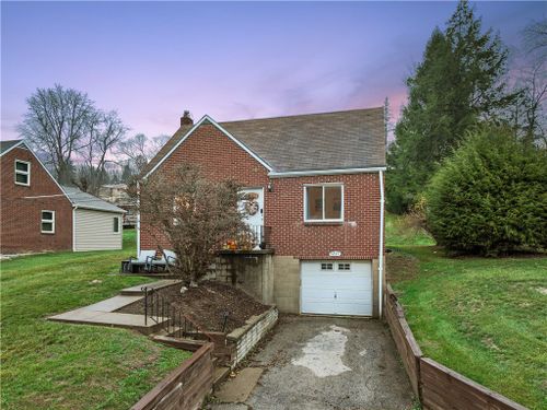 1247 Clifton Rd, Bethel Park, PA, 15102 | Card Image