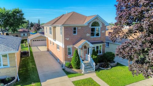 9956 Ivanhoe Avenue, Schiller Park, IL, 60176 | Card Image