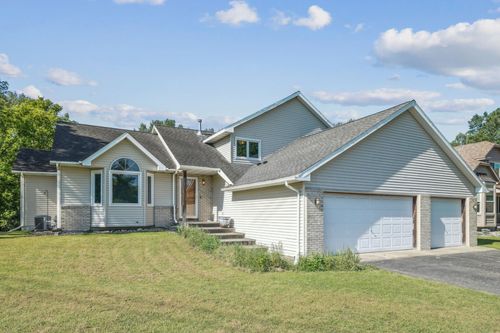 12155 Princeton Ave, Eden Prairie, MN, 55347-1930 | Card Image