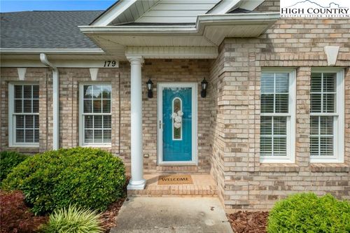 179 Browning Dr, Taylorsville, NC, 28681-3349 | Card Image